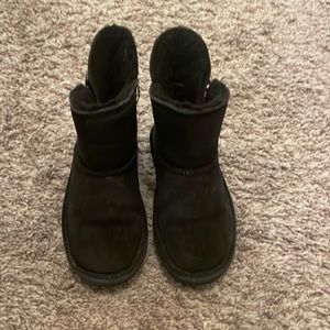 Bearpaw girls size 11 toddler black faux fur boots